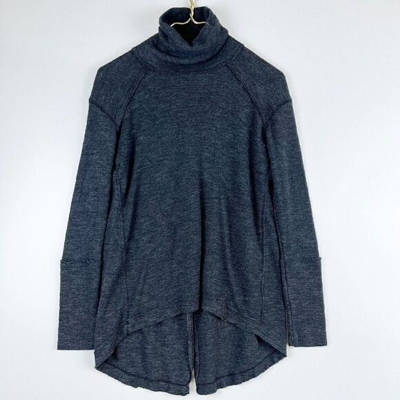 Free People We The Free XS Oversized Gray Split Back Turtleneck Top - Picture 2 of 5